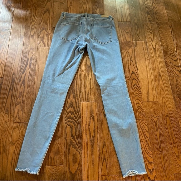 Blank NYC skinny distressed blue jeans in size 28 - Picture 3 of 14